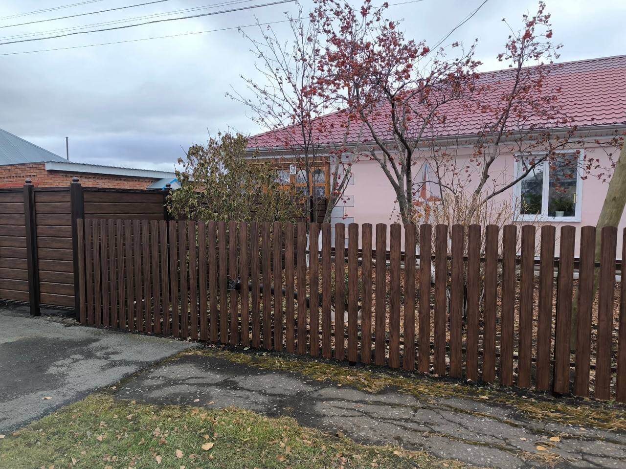 Забор из евроштакетника 12м Античное Дерево Принтек фото 1 в России