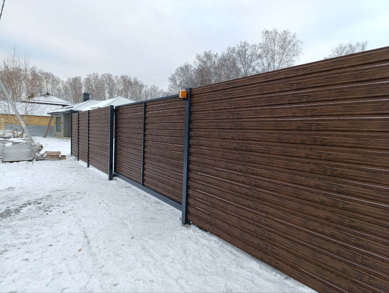 Забор-ранчо из евроштакетника 58м Темный Каштан 3D Принтек фото 1 в России