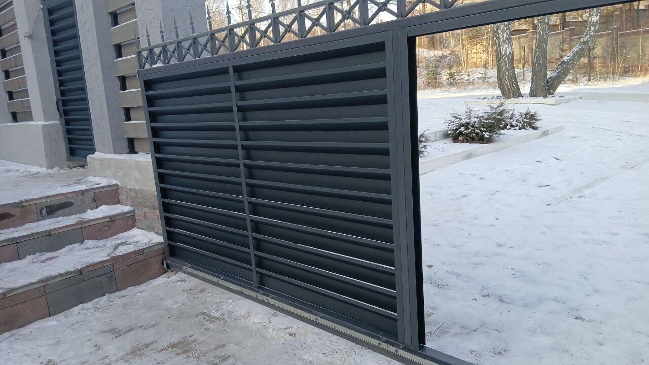 Входная группа из ламелей Хай-Тек RAL7024/7024 Серый Графит двусторонний МАТТЕ фото 16 в России
