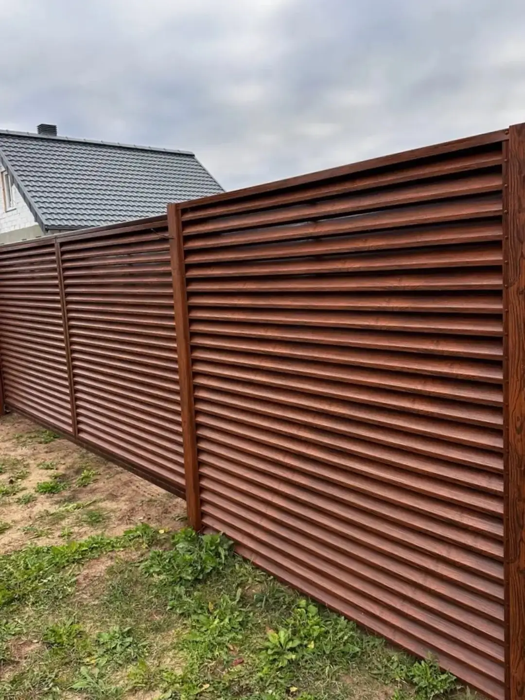 Забор-жалюзи из ламелей ЭКО-Z 58м Темный Дуб 3D Принтек фото 1 в России