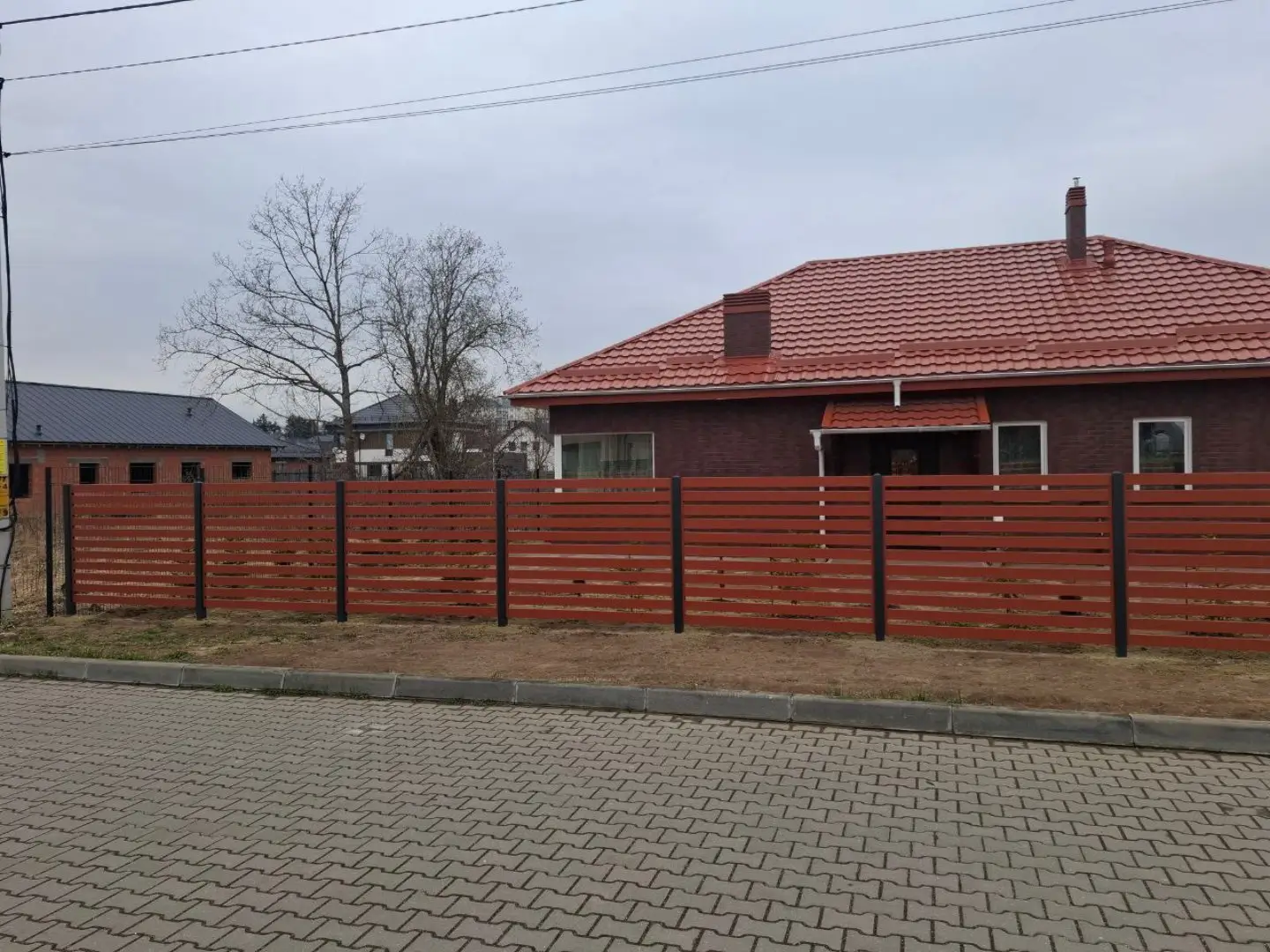 Забор-ранчо из металлопланкена 18м RAL8004 Терракотовый фото 3 в России